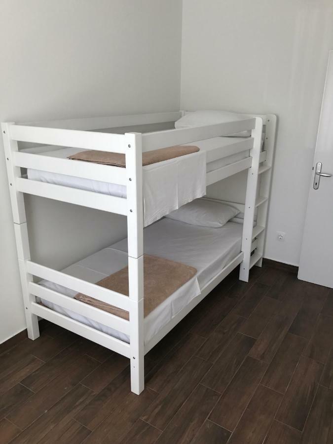 Apartments Kuk Šilo Екстериор снимка